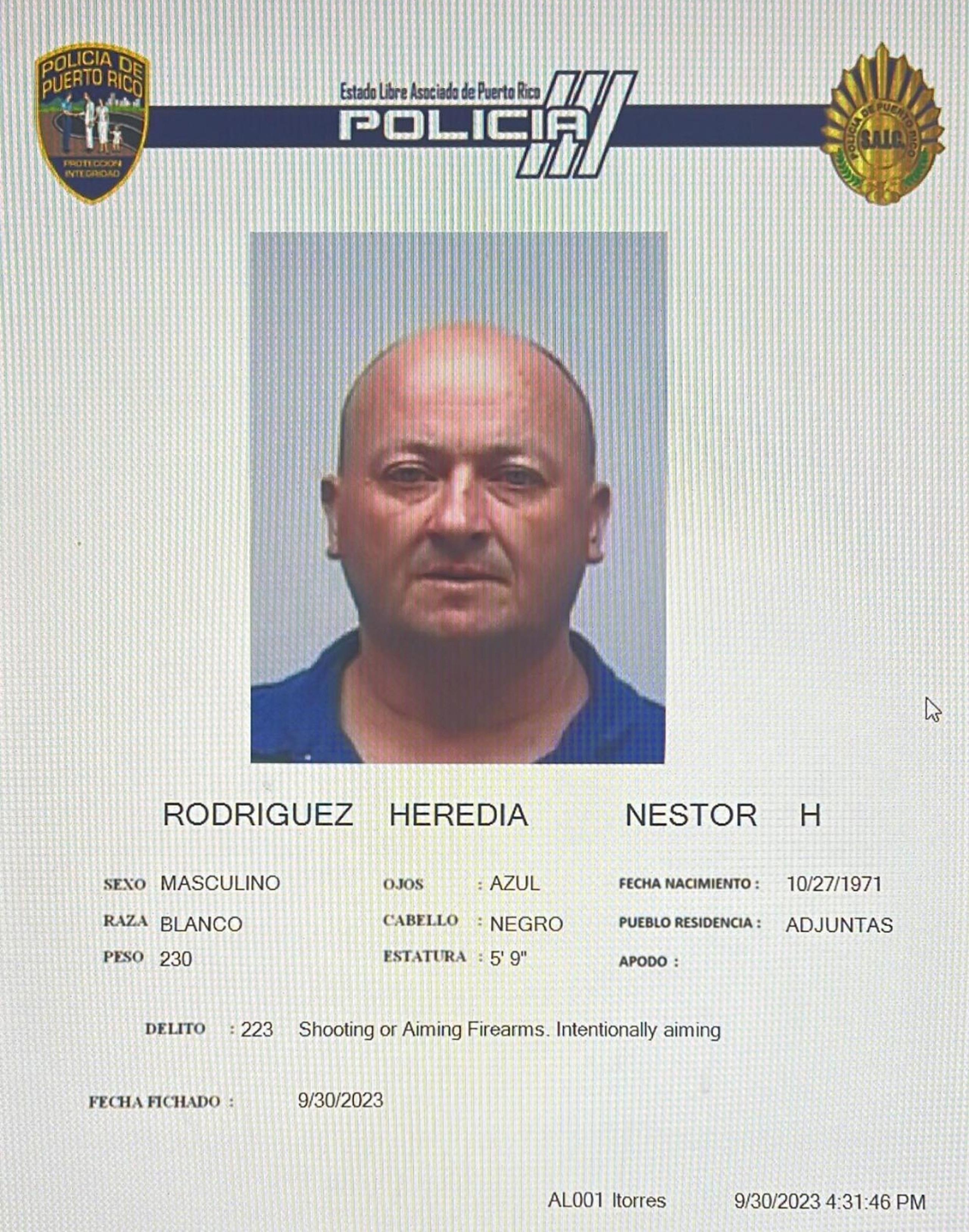 Ficha del agente Néstor Osorio Rodríguez Heredia, de 51 años, acusado por el feminicidio de su exesposa.