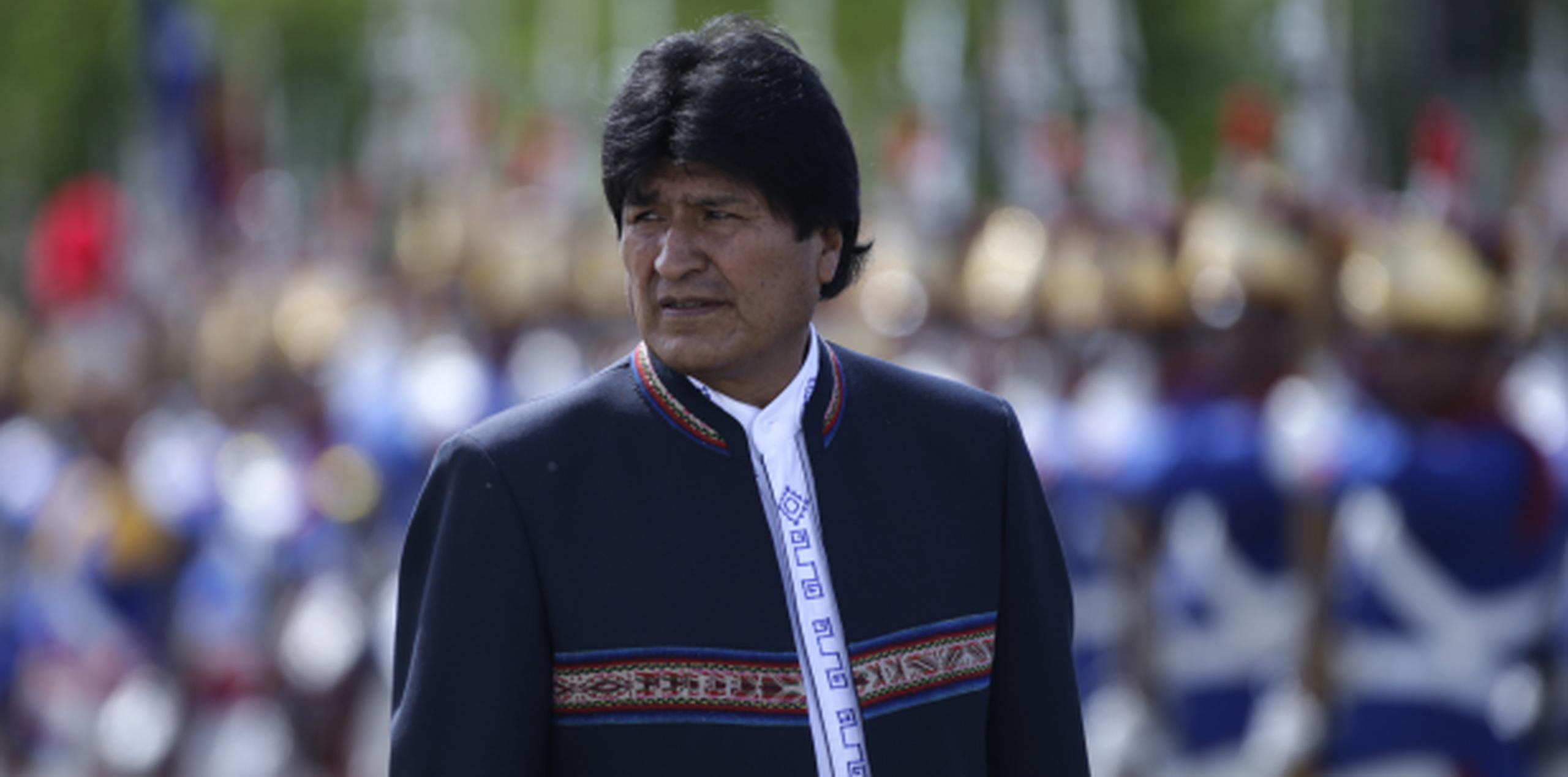 El "No" a la reforma constitucional que permitiría aspirar a otro mandato al presiente Evo Morales llevaba ventaja de 65%. (Archivo)