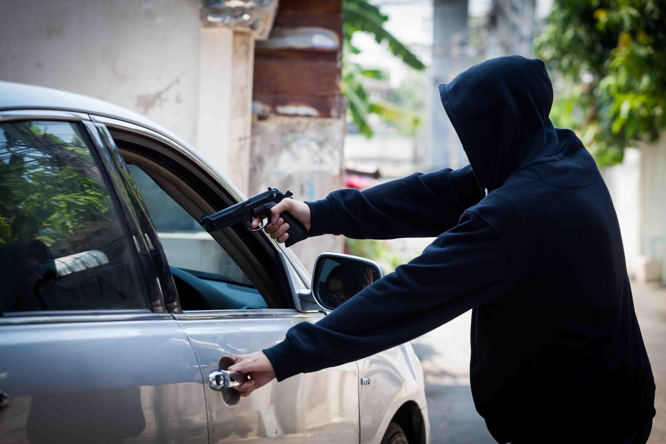 Hasta ayer se habían reportado 443 carjackings en la isla. (Shutterstock)
