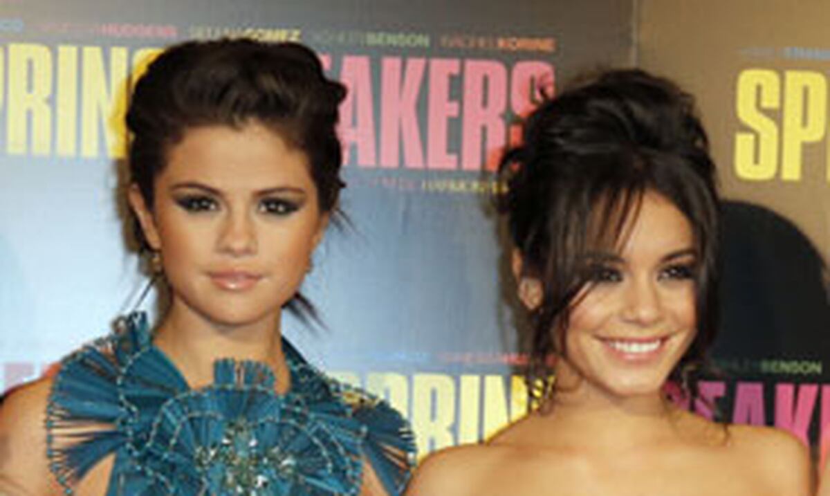 Selena Gmez Y Vanessa Hudgens De Disney A Spring Breakers Primera