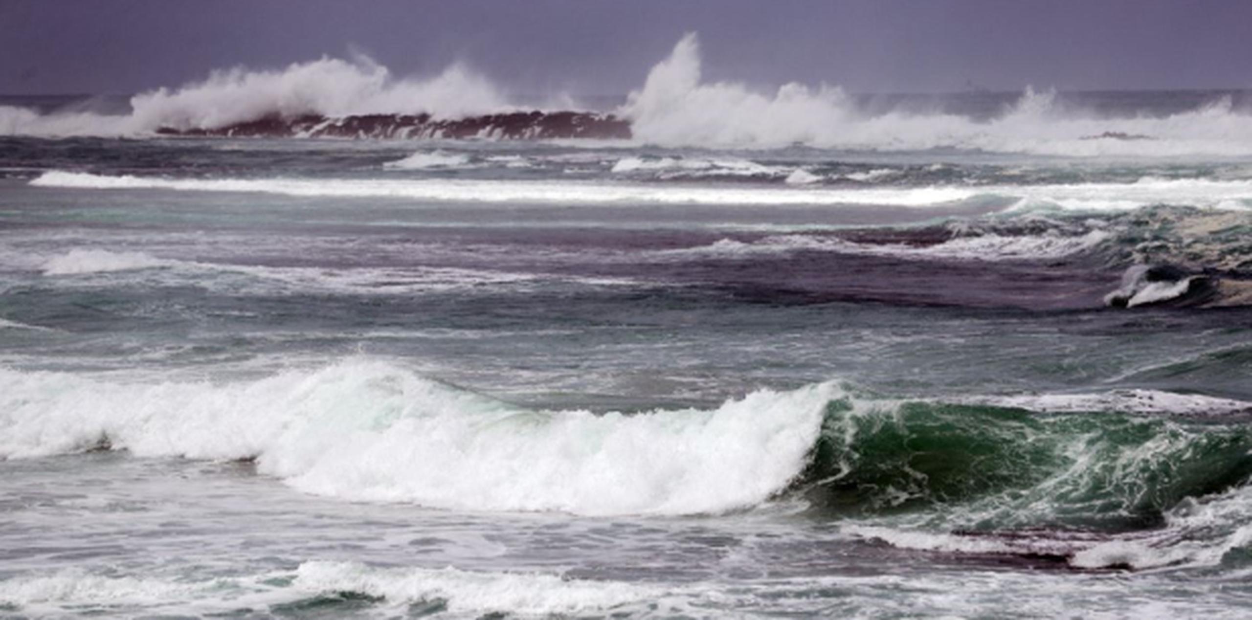 El experto destacó que “las olas rompientes nos preocupan bastante. Pueden llegar hasta los 25 pies. (juan.martinez@gfrmedia.com)