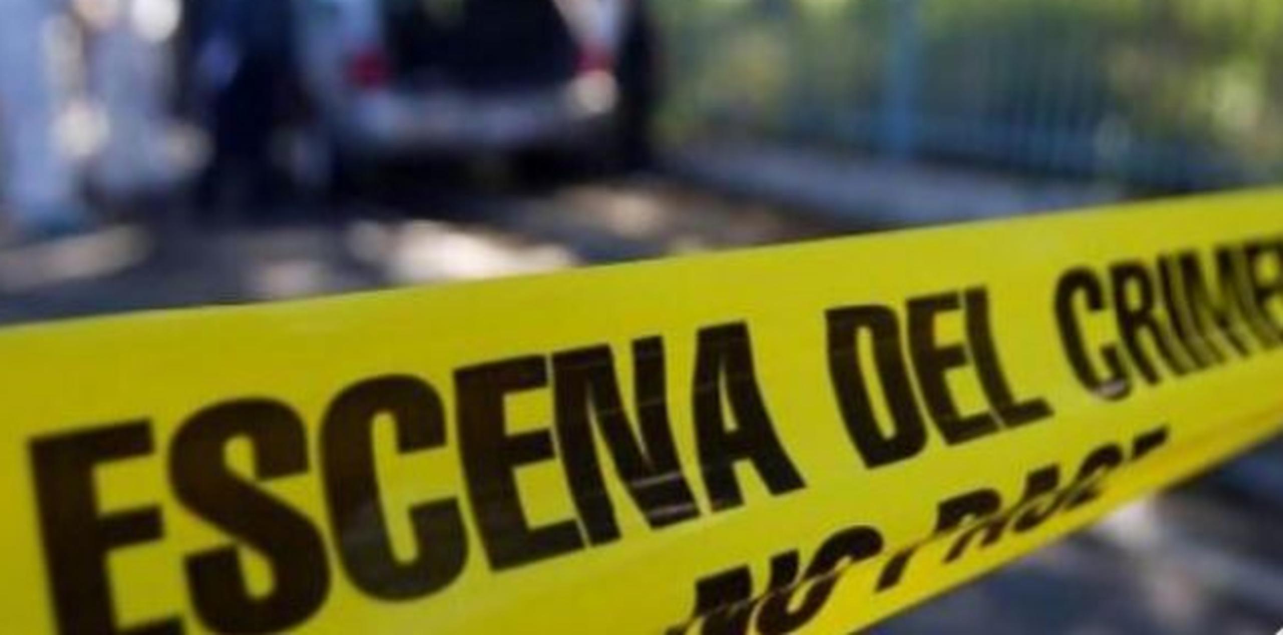 Agentes de la División de Homicidios del CIC de San Juan investigan. (Archivo)