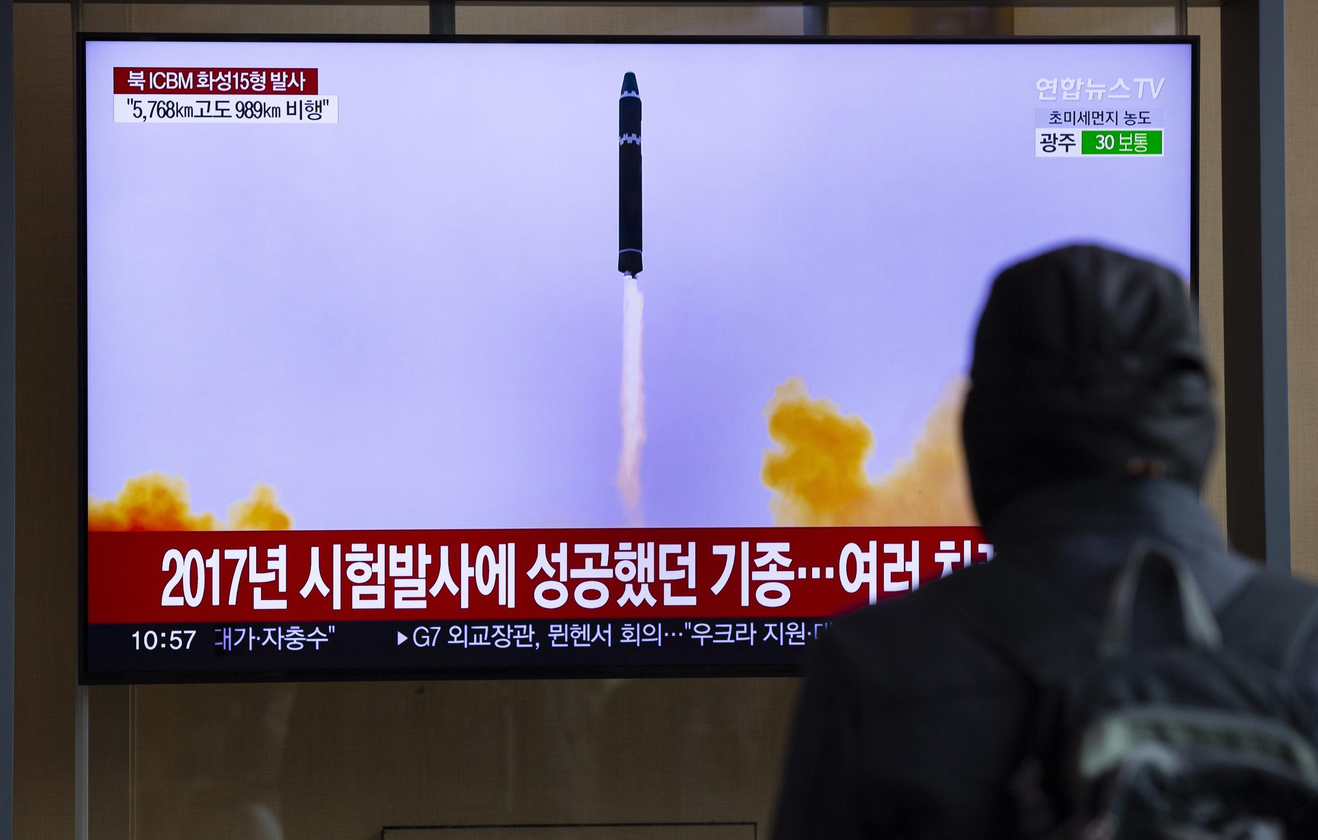 La semana pasada, Corea del Norte probó lo que dijo que era un avanzado misil de largo alcance y amenazó con derribar aviones de reconocimiento militar.
