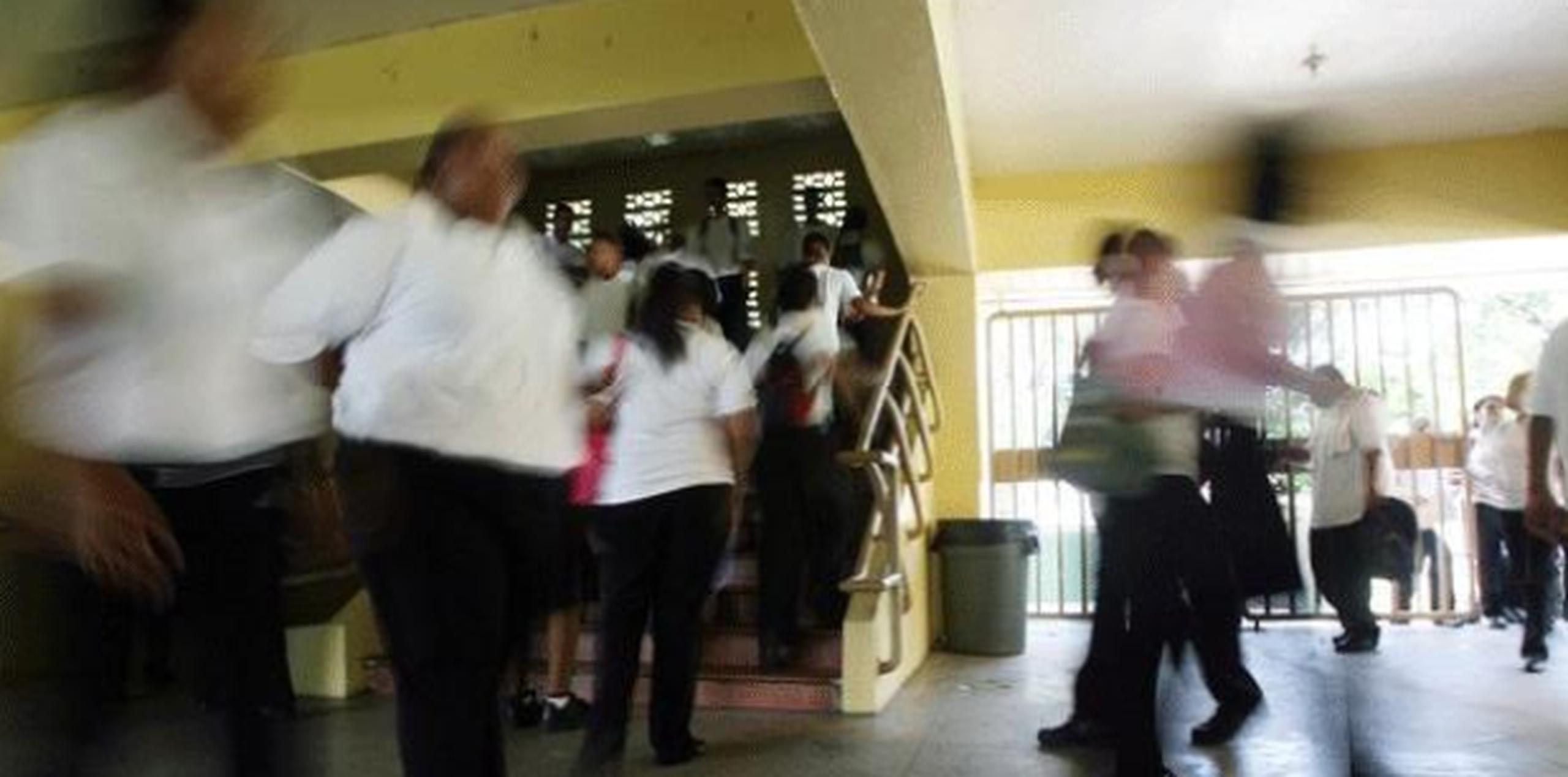 La Resolución de la Cámara 7 ordena al Departamento de Educación y a la Policía de Puerto Rico crear un plan piloto de vigilancia policiaca para una transición ordenada de la vigilancia de las escuelas a la Uniformada. (Archivo)