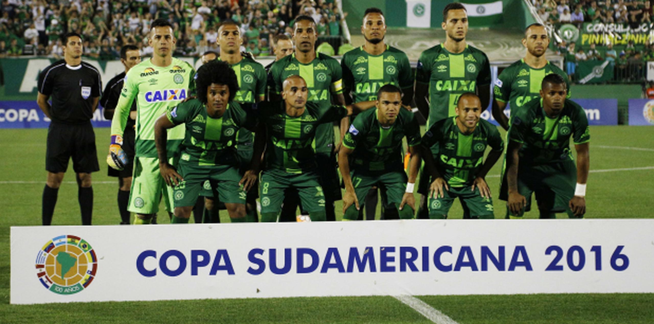 El Chapecoense iban a disputar el primer partido de la final de la Copa Suramericana frente al Atlético Nacional colombiano. (EFE)