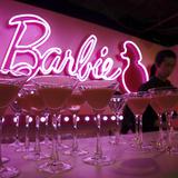 De Barbie al “millennial pink”, el fenómeno cultural detrás del rosa