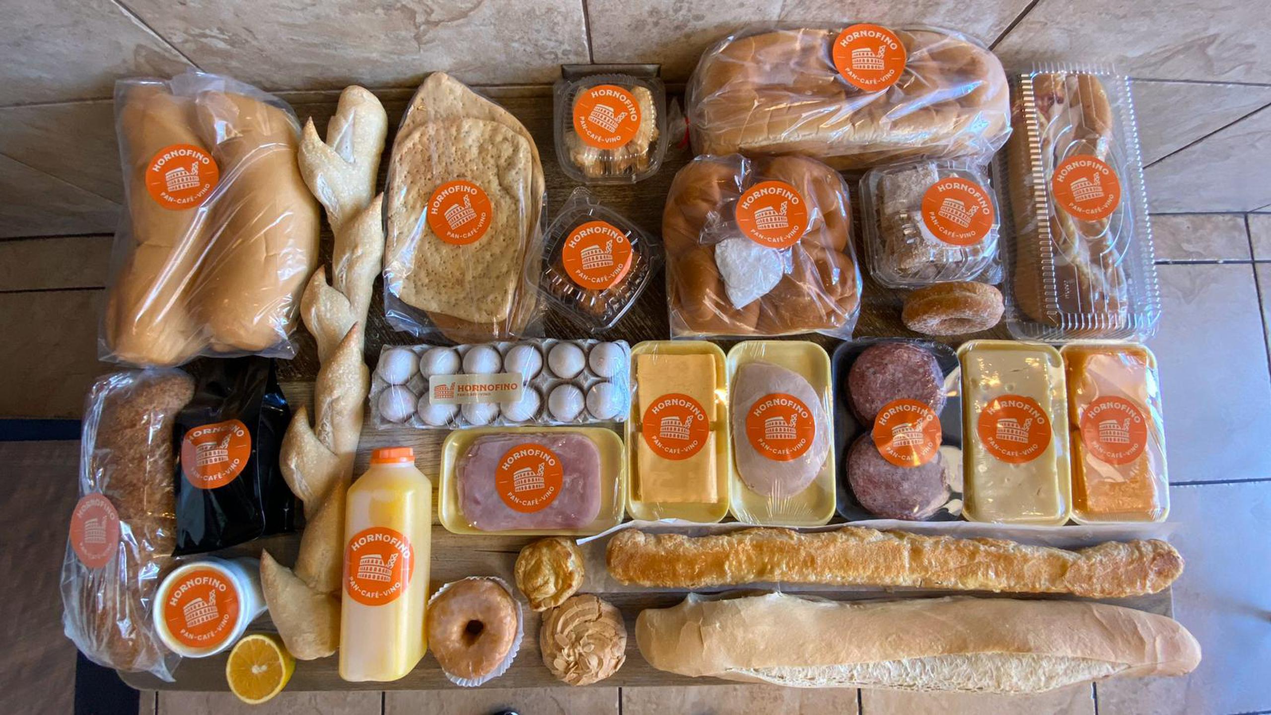 La Panadería Apolo se une a comercios que llevan productos a domicilio en medio de la cuarentena.