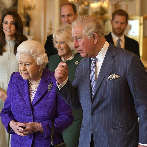 Así reaccionó la reina Elizabeth II tras renuncia de Harry y Meghan Markle
