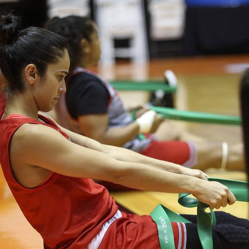 Mira cómo entrena el Equipo Nacional de baloncesto femenino