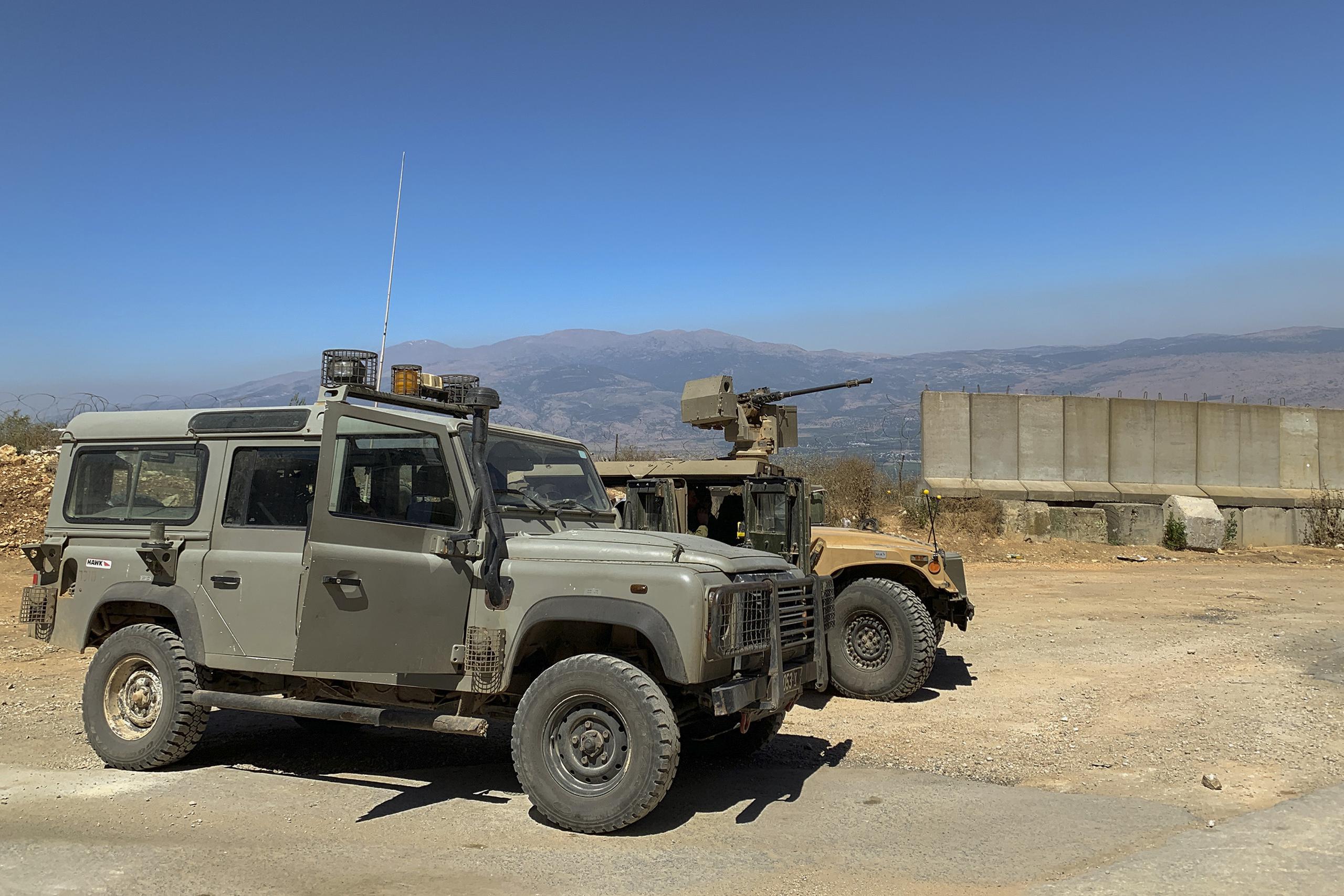 Unidades del Ejército israelí en la frontera con el líbano.