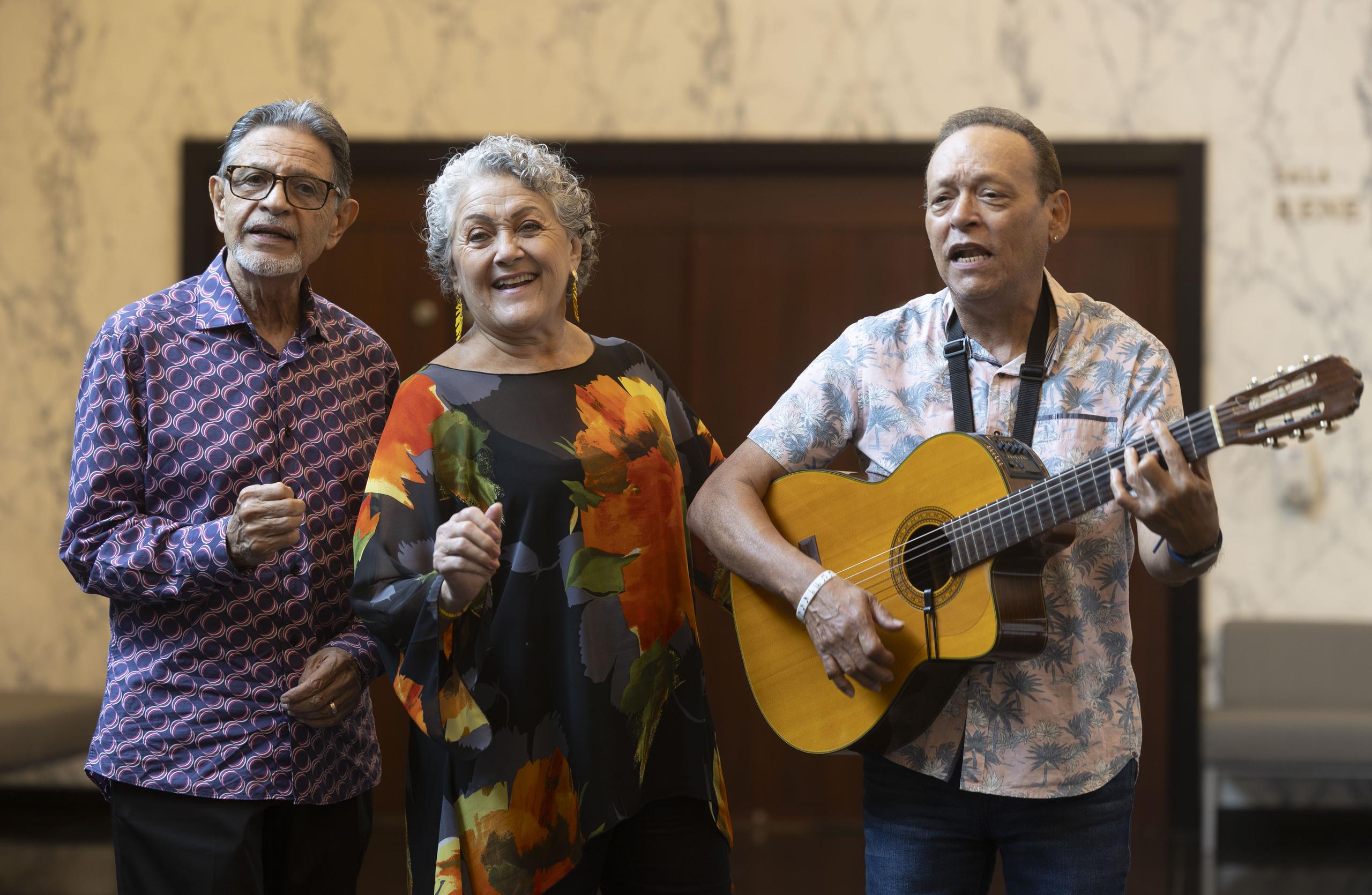 Silverio Pérez, Josy Latorre y Nano Cabrera preparan un repertorio con los éxitos de la agrupación para la cita del 10 de agosto.