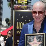 Pitbull ya tiene su estrella en Hollywood