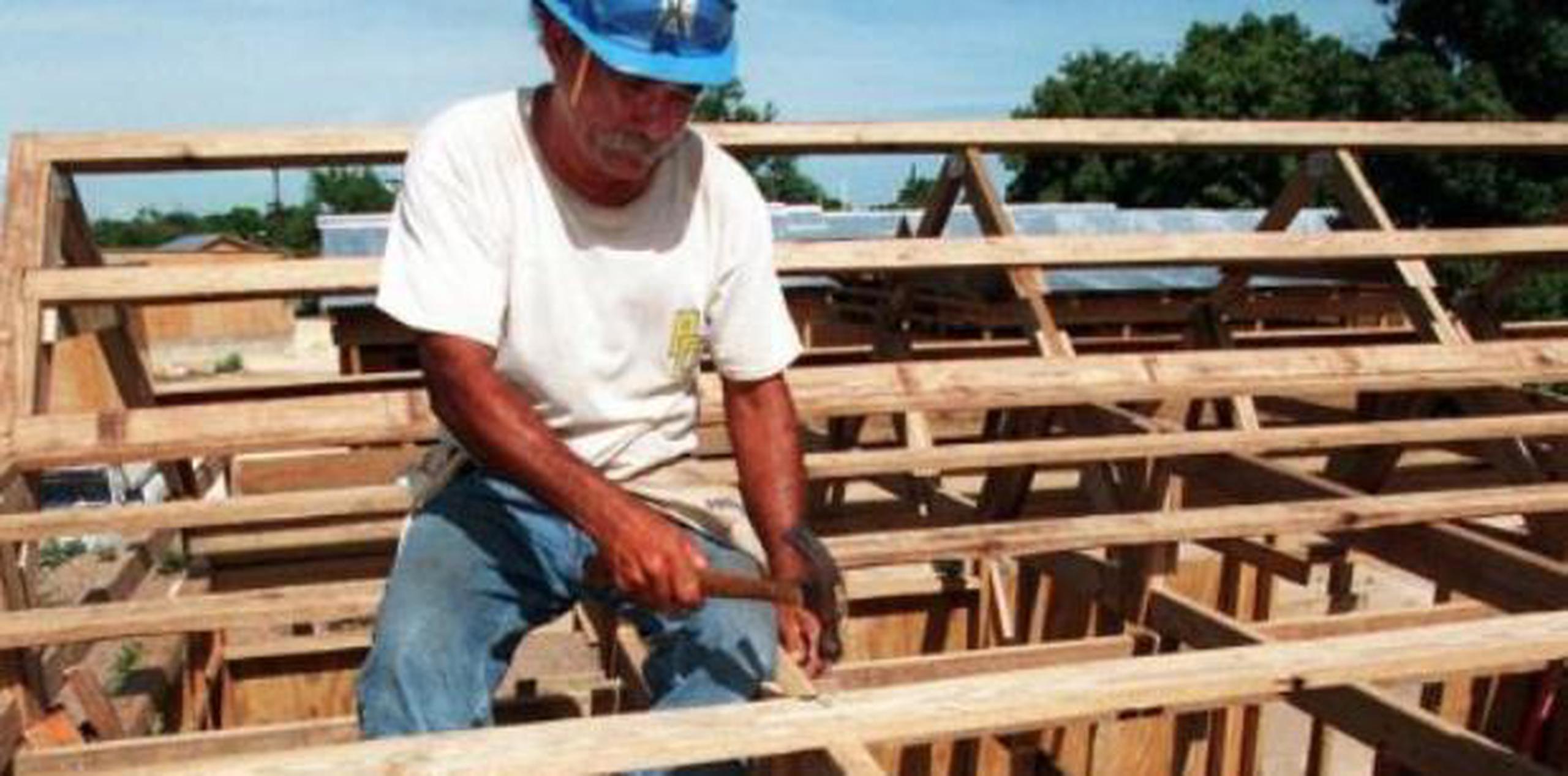 Estudios de la ACPR demuestran que el 55 por ciento de las viviendas construidas en Puerto Rico se han realizado "informalmente". (Archivo)