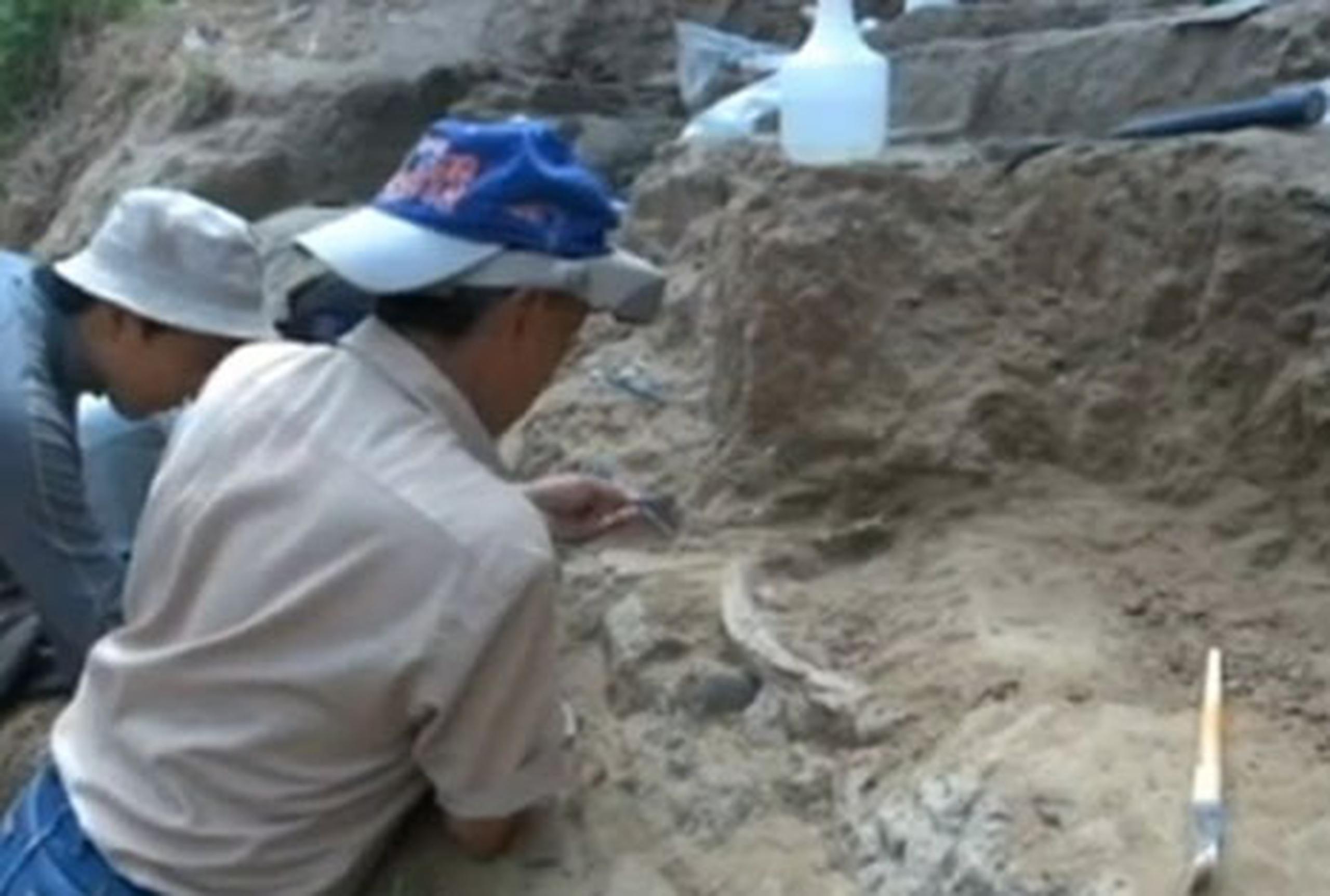 La inauguración oficial de las excavaciones del sitio paleontológico Nueva Apopa, en el municipio de Apopa, ubicado a unos 12 kilómetros de San Salvador, tuvo lugar ayer c (EFE)