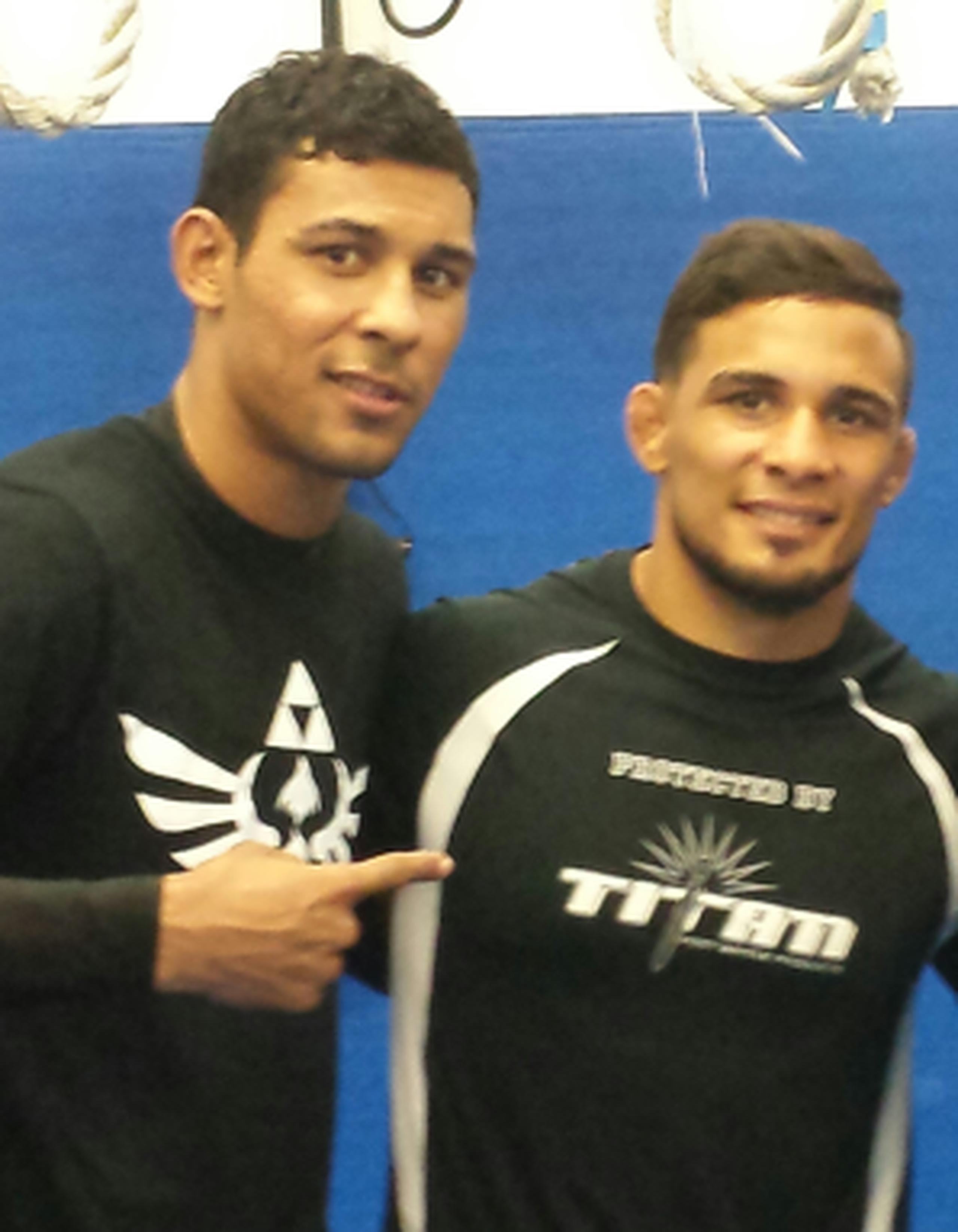 Recientemente, Billy Molina (izquierda) participó de un entrenamiento con Dennis Bermúdez. (Suministrada)