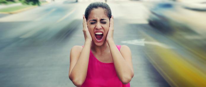 La contaminación acústica produce los mismos efectos que el estrés emocional en las personas. (Shutterstock)