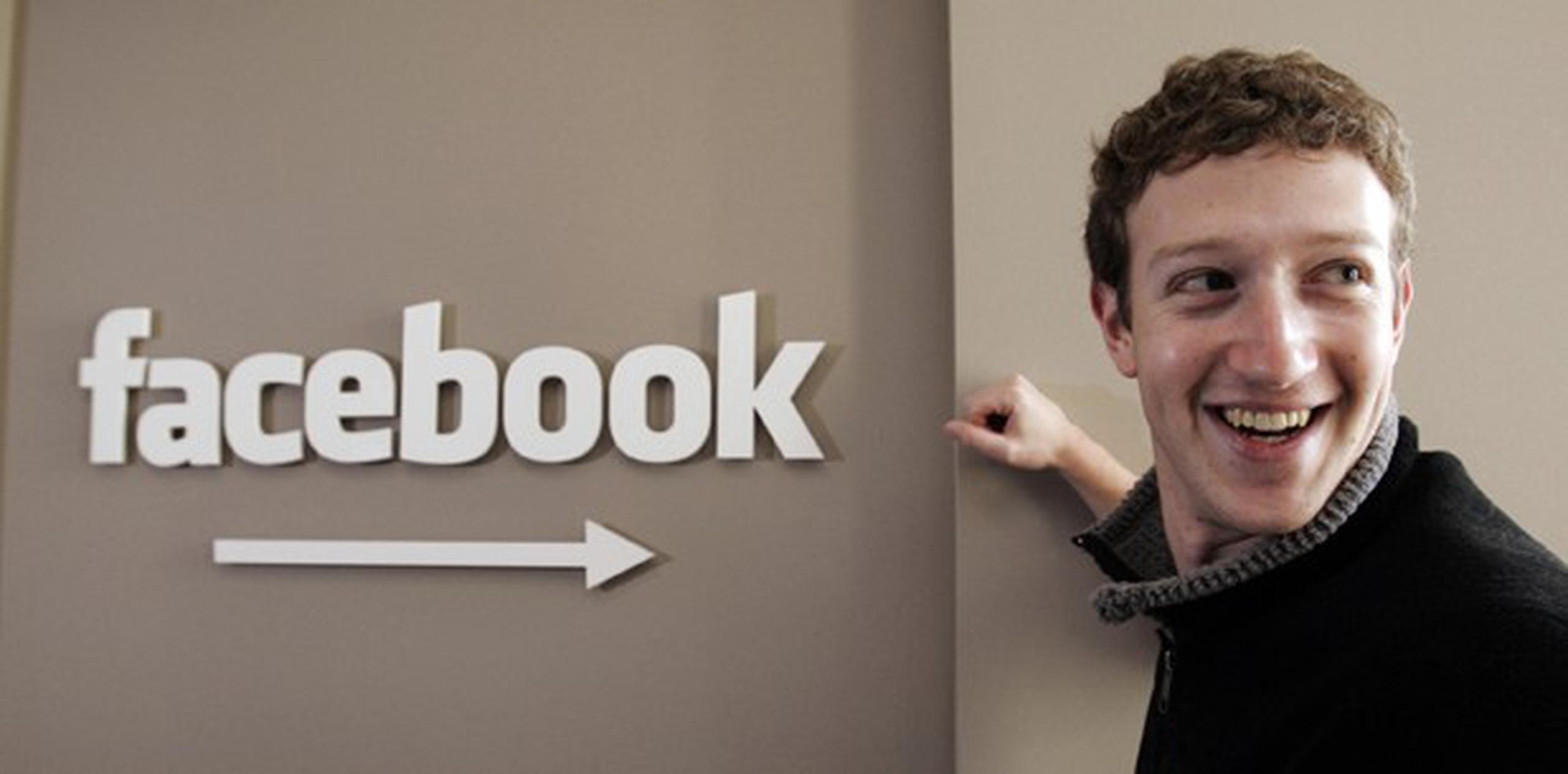 Zuckerberg ha amasado una fortuna que asciende a 28,500 millones de dólares debido al éxito de su popular red social. (Archivo)
