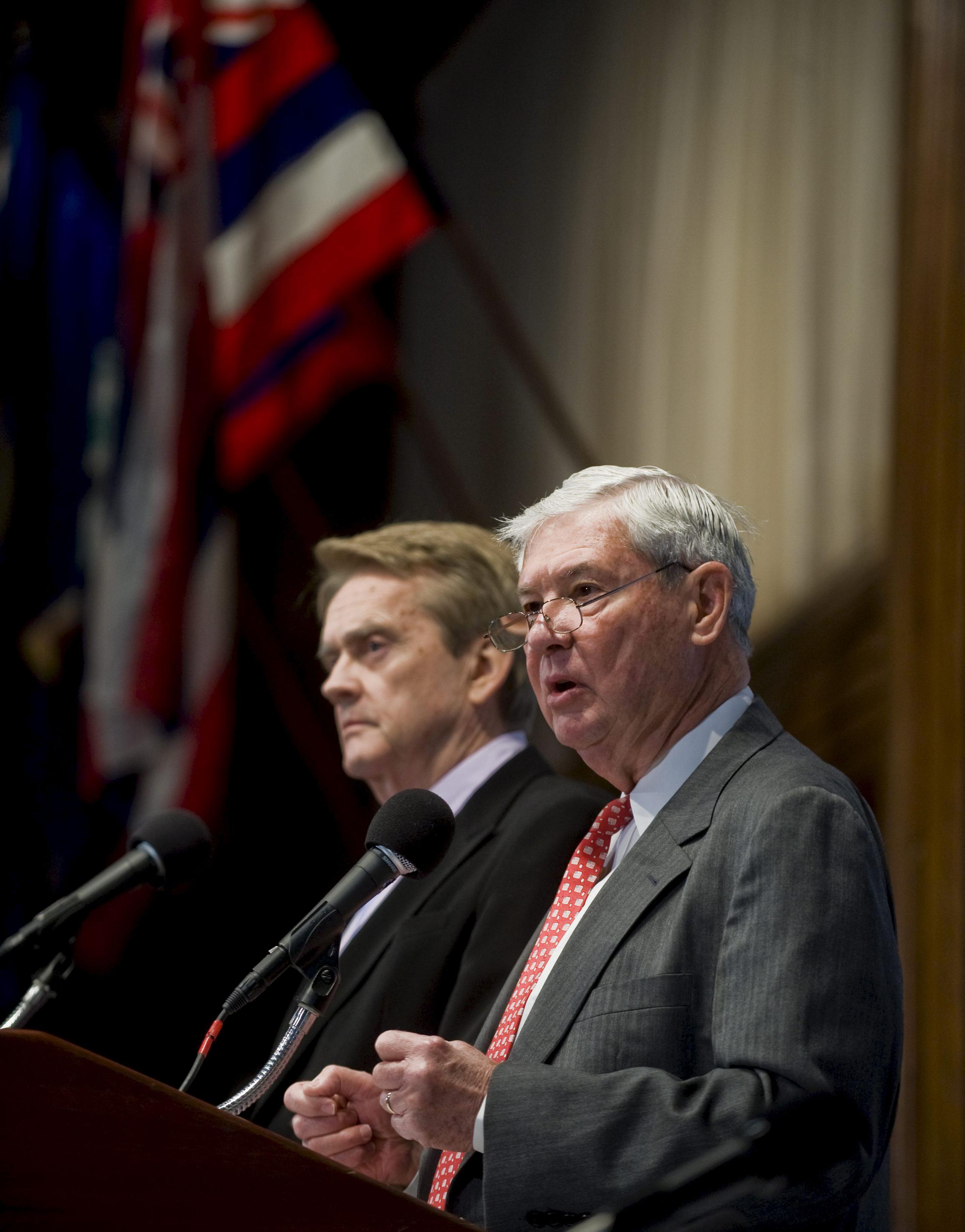 Graham presidió el Comité de Inteligencia del Senado que investigó los ataques terroristas de septiembre de 2001.