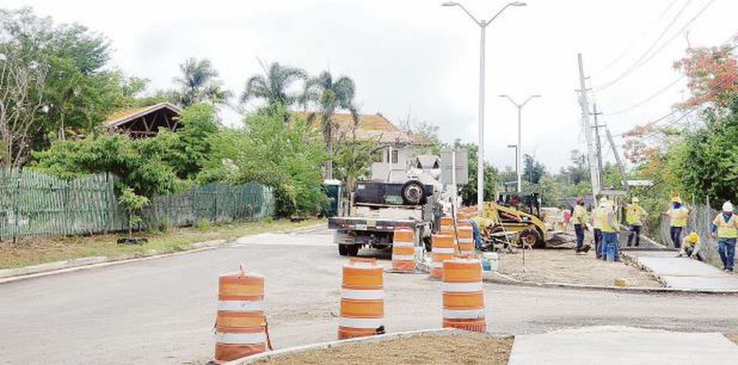 Aunque la vía de rodaje pertenece a la Autoridad de Carreteras, el municipio coameño logró un acuerdo con el Gobierno federal para el cual aportó unos $100,000 en la etapa de diseño.  (Suministrada)