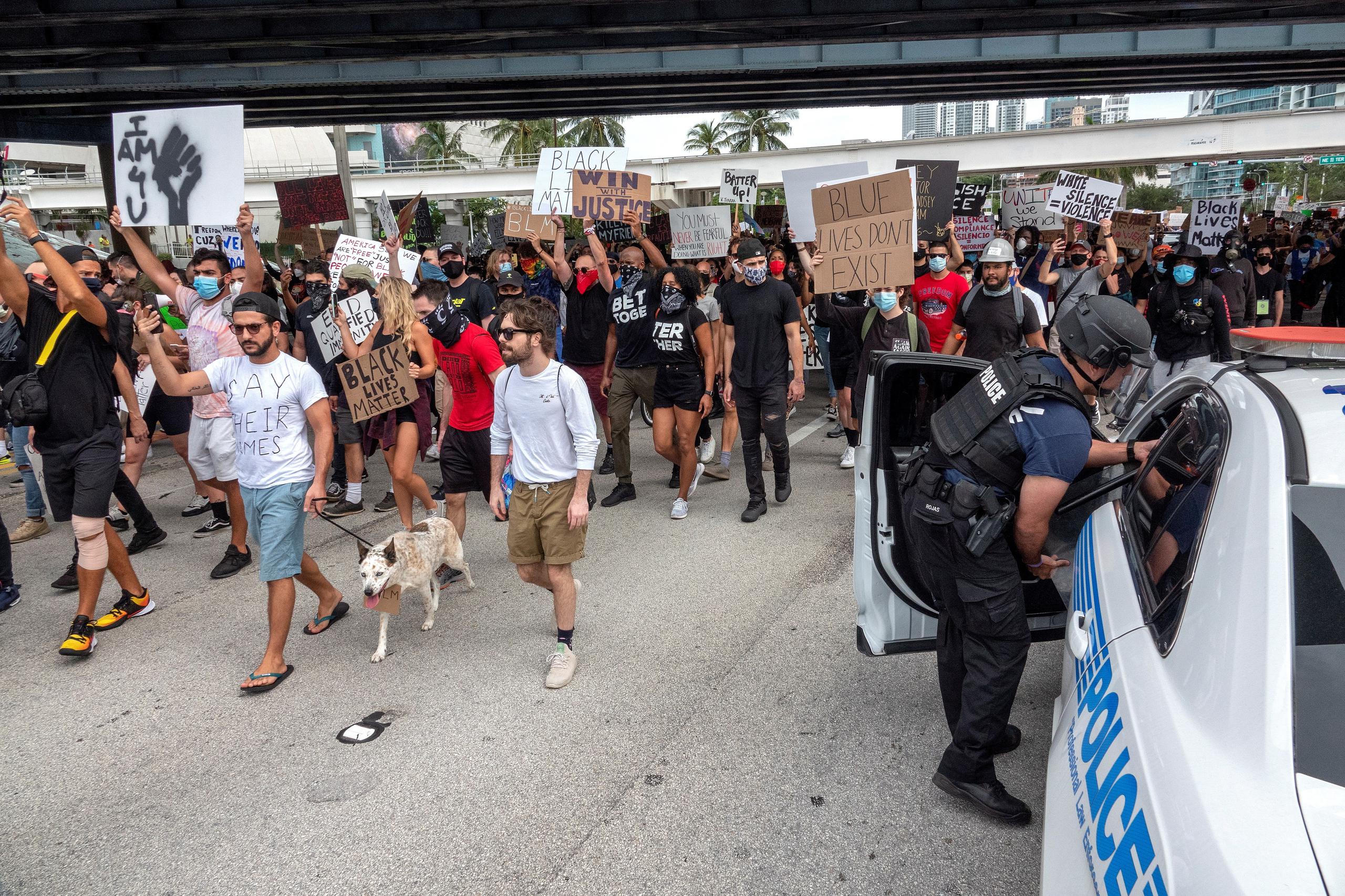 Manifestación en Downtown Miami, Florida