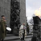 Sobrevivientes conmemoran 79no aniversario de liberación de Auschwitz