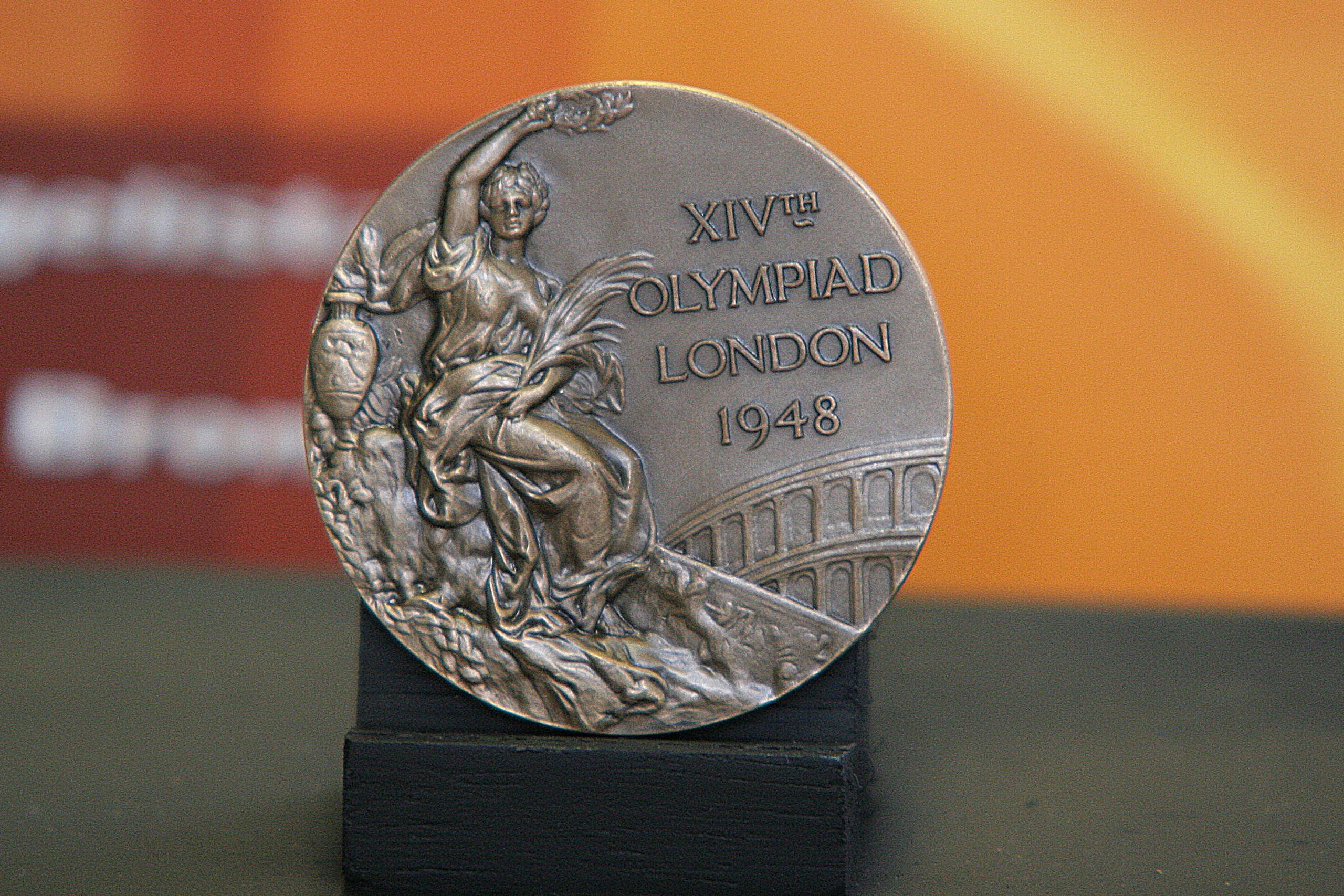 Medalla de bronce obtenida por Juan Evangelista Venegas en el boxeo de las Olimpiadas de Londres en 1948, en el debut de Puerto Rico en el movimiento olímpico.