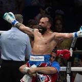 Chritopher “Pitufo” Díaz regresa al boxeo con un sólido nocaut frente a su gente