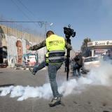 Más de 60 periodistas palestinos están encarcelados por Israel y en condiciones "brutales"