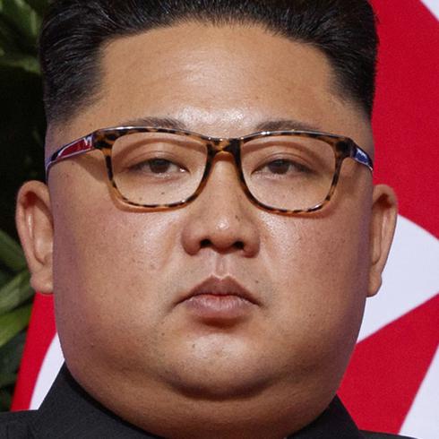 Kim Jong-un muestra radical pérdida de peso