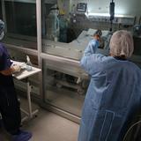 Hospitales han tenido hasta un 25% de ausentismo de profesionales de enfermería