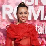 Miley Cyrus revive a Hannah Montana con cambio de "look"