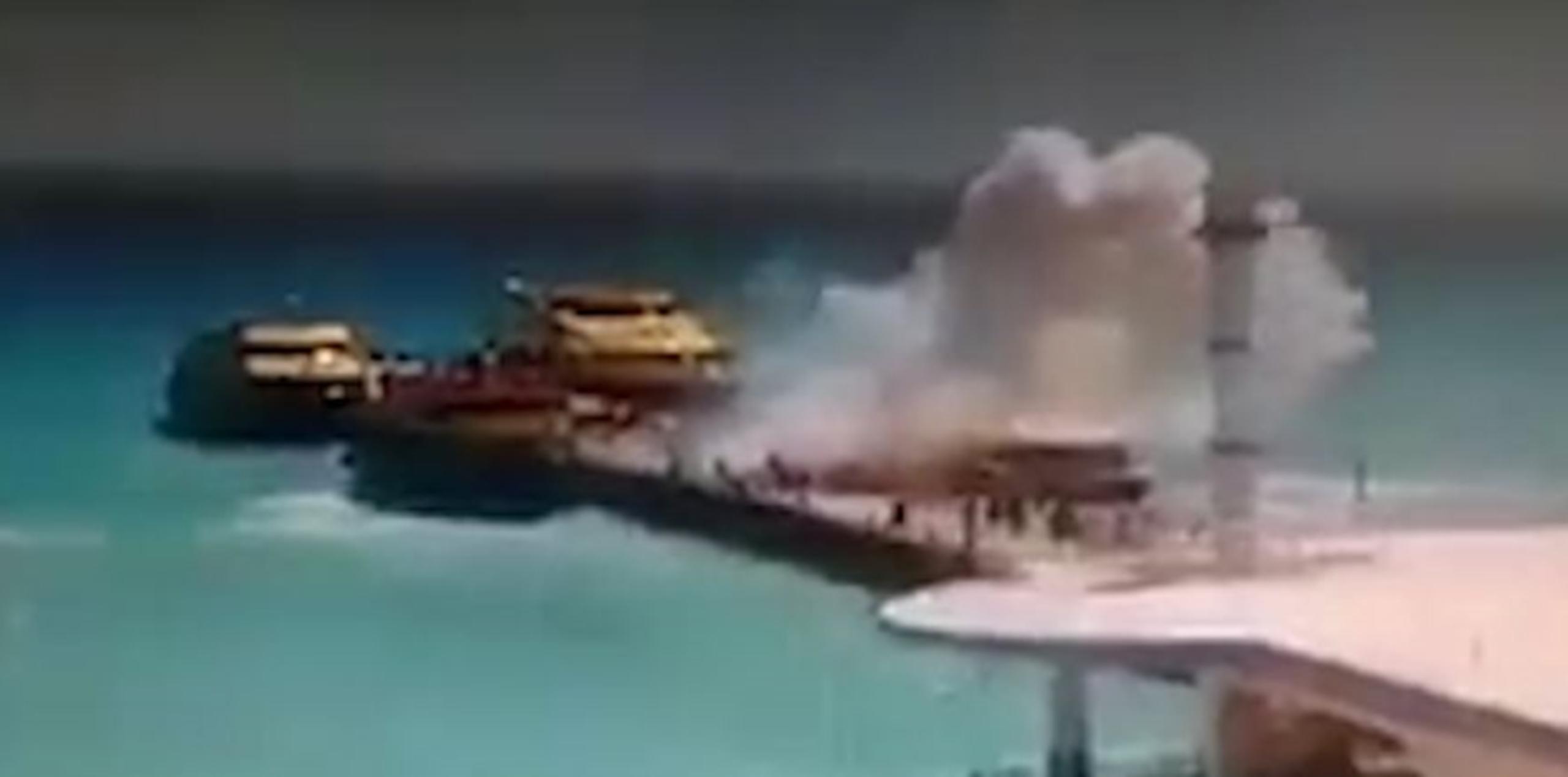El ferry había llegado de la isla de Cozumel. (Captura/YouTube)