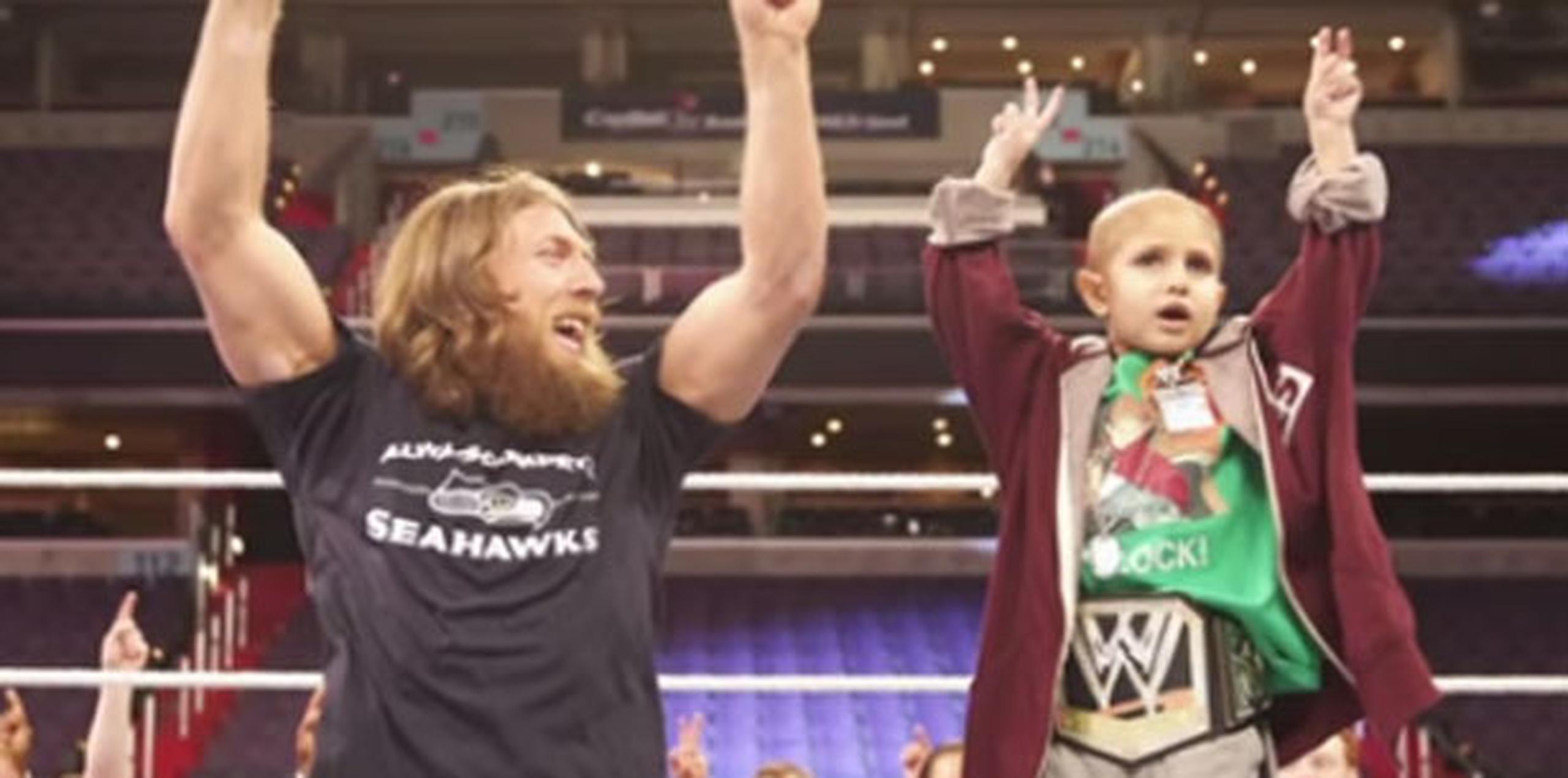 Connor fue invitado a uno de los programas de la WWE y de igual forma al pasado Wrestlemania celebrado en Nueva Orleans. (YouTube)