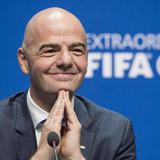 Gianni Infantino promete millones a las federaciones para que aprueben celebrar Copas Mundiales bienales