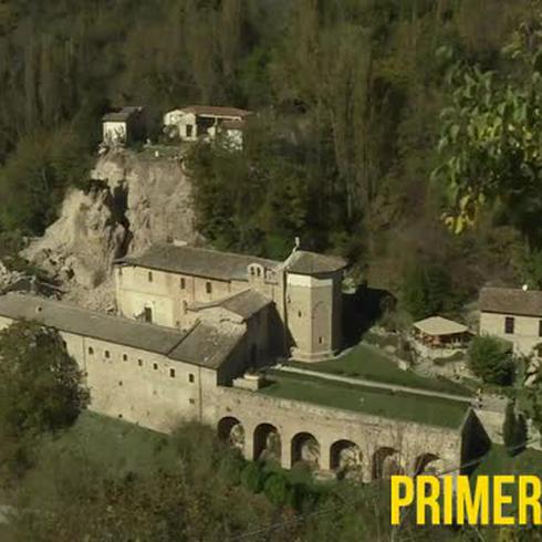 Gran destrucción luego del sismo en Italia
