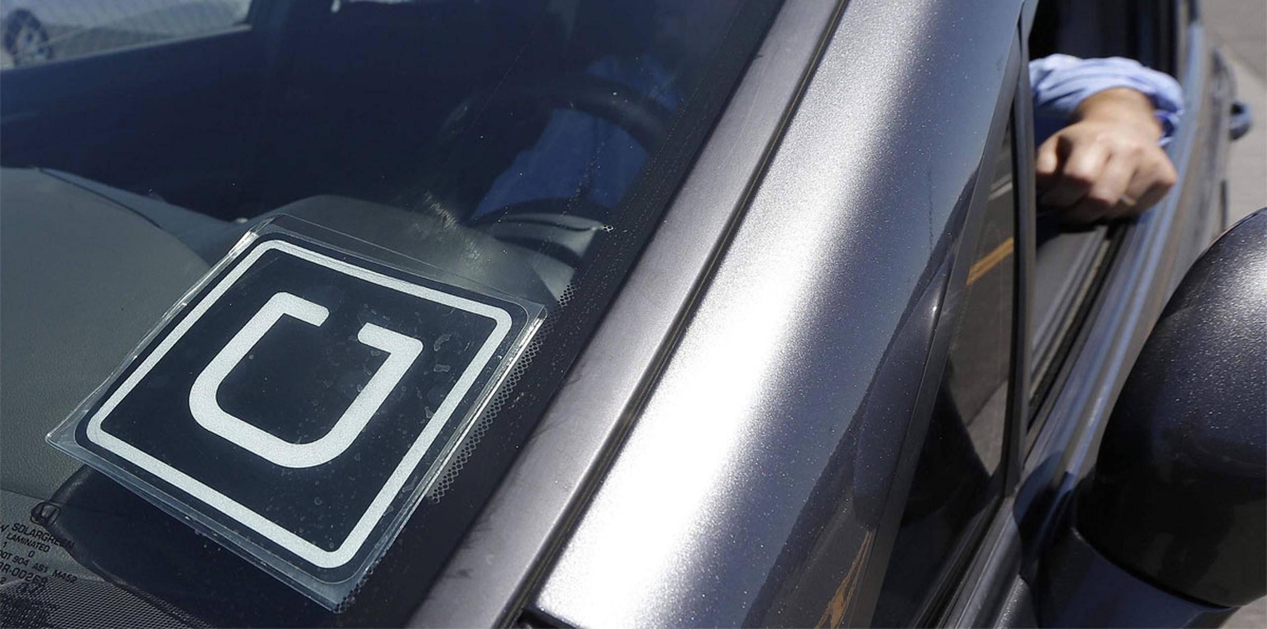 Los servicios de Uber en la Isla se suspendieron anoche tras una decisión del tribunal. (AP)