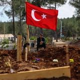 Un muerto y cuatro desaparecidos en Turquía por inundación en por terremotos