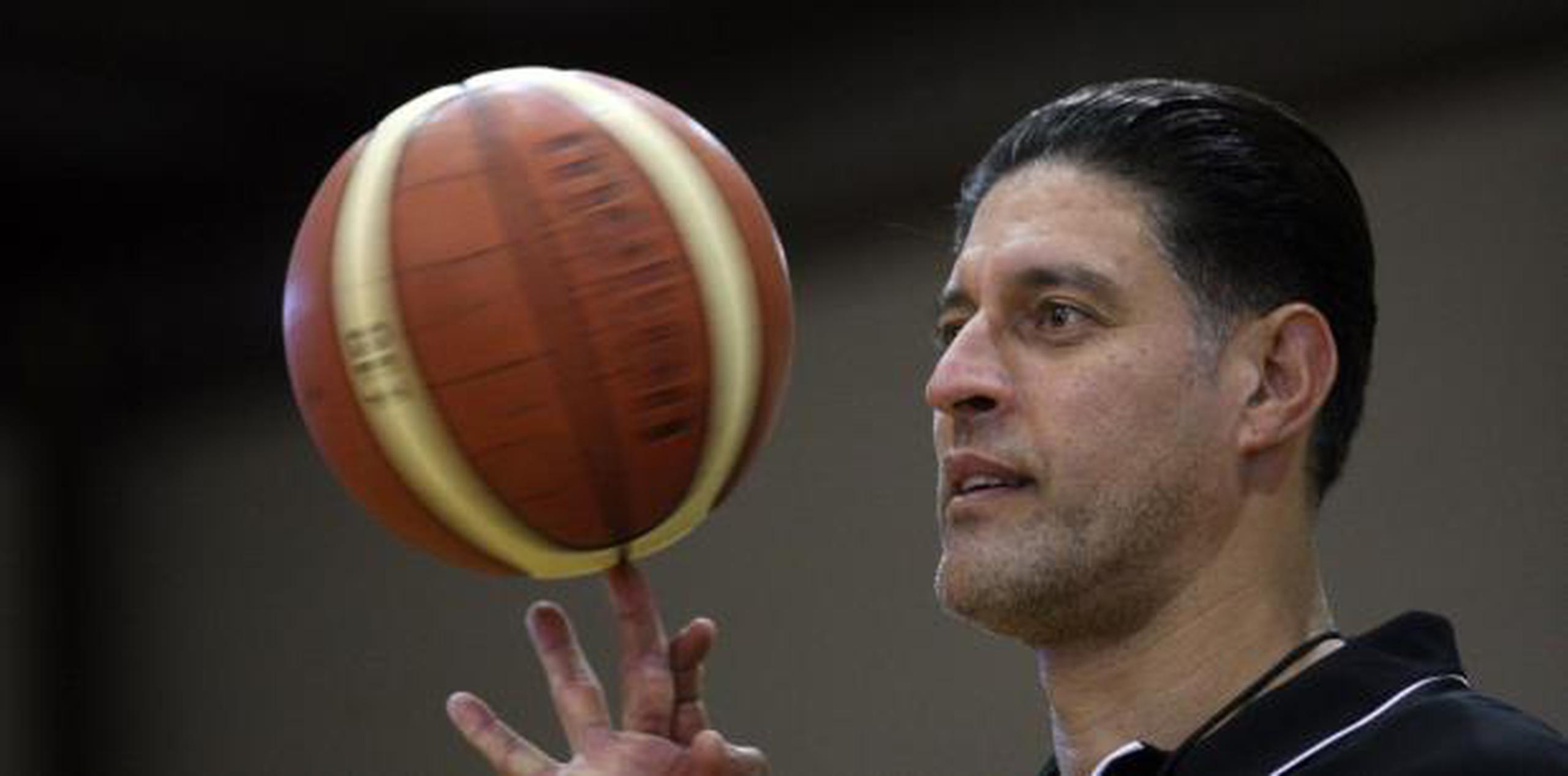 José "Piculín" Ortiz es una de las máximas figuras del baloncesto y el olimpismo boricua. (Archivo)