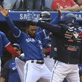 A palo limpio los Blue Jays de Toronto mantuvieron vivas sus esperanzas