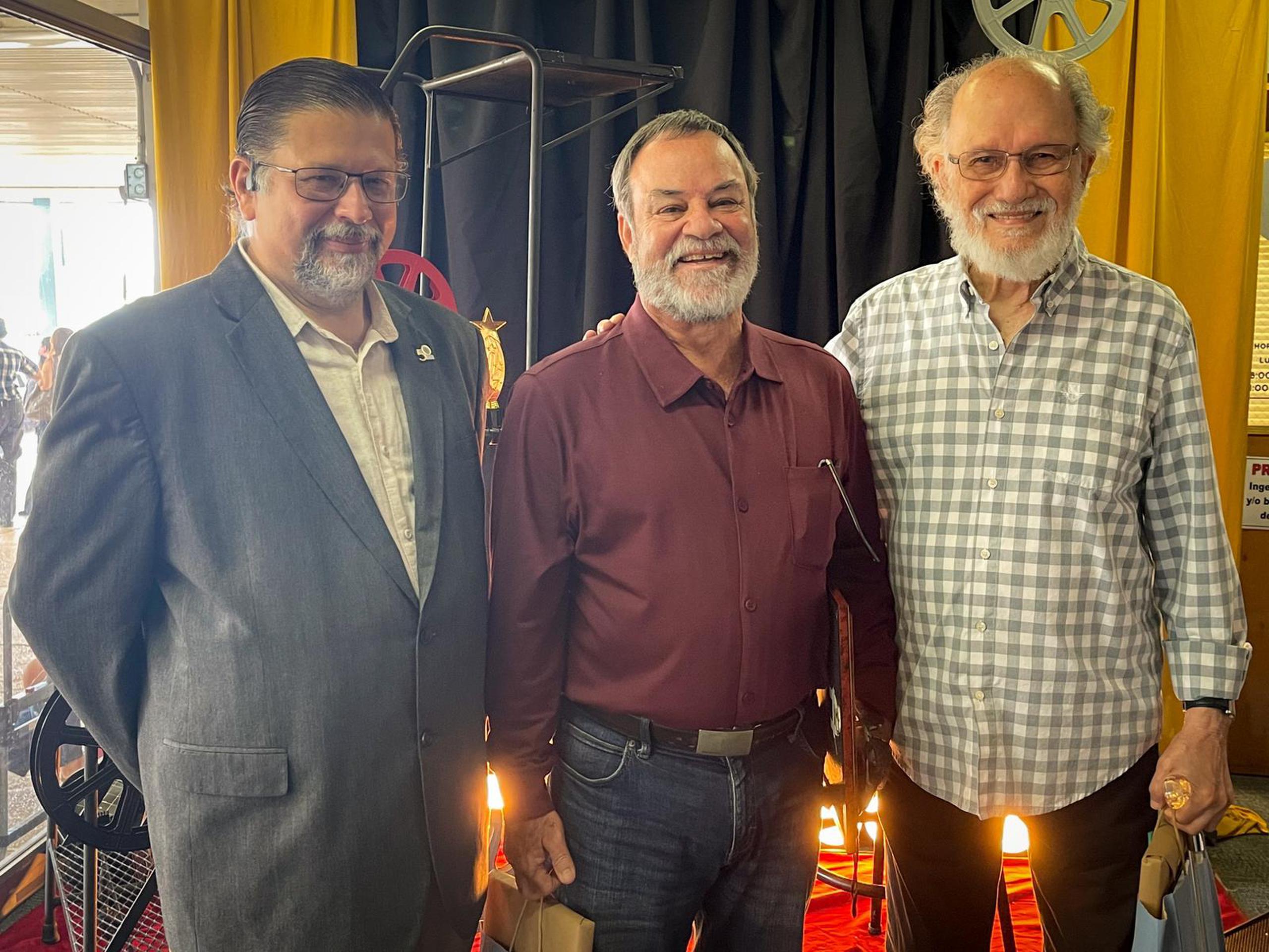 En la foto, el Dr. Miguel Vélez Rubio, Pedro Muñiz y  Jacobo Morales