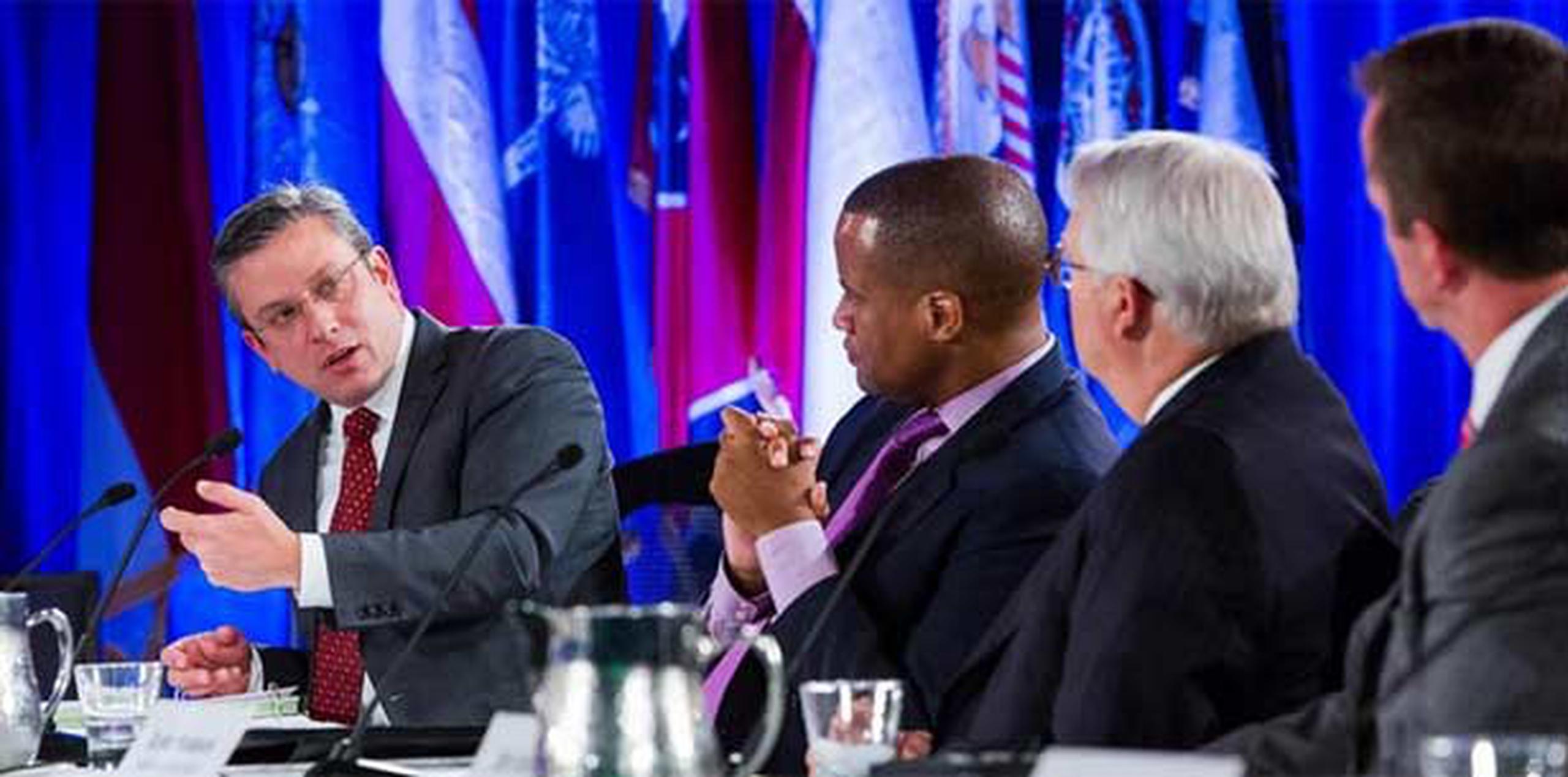 En la capital federal, la agenda de García Padilla incluye reuniones con funcionarios del Gobierno de Obama para discutir temas relacionados con desarrollo económico, finanzas, seguridad y energía. (Twitter)