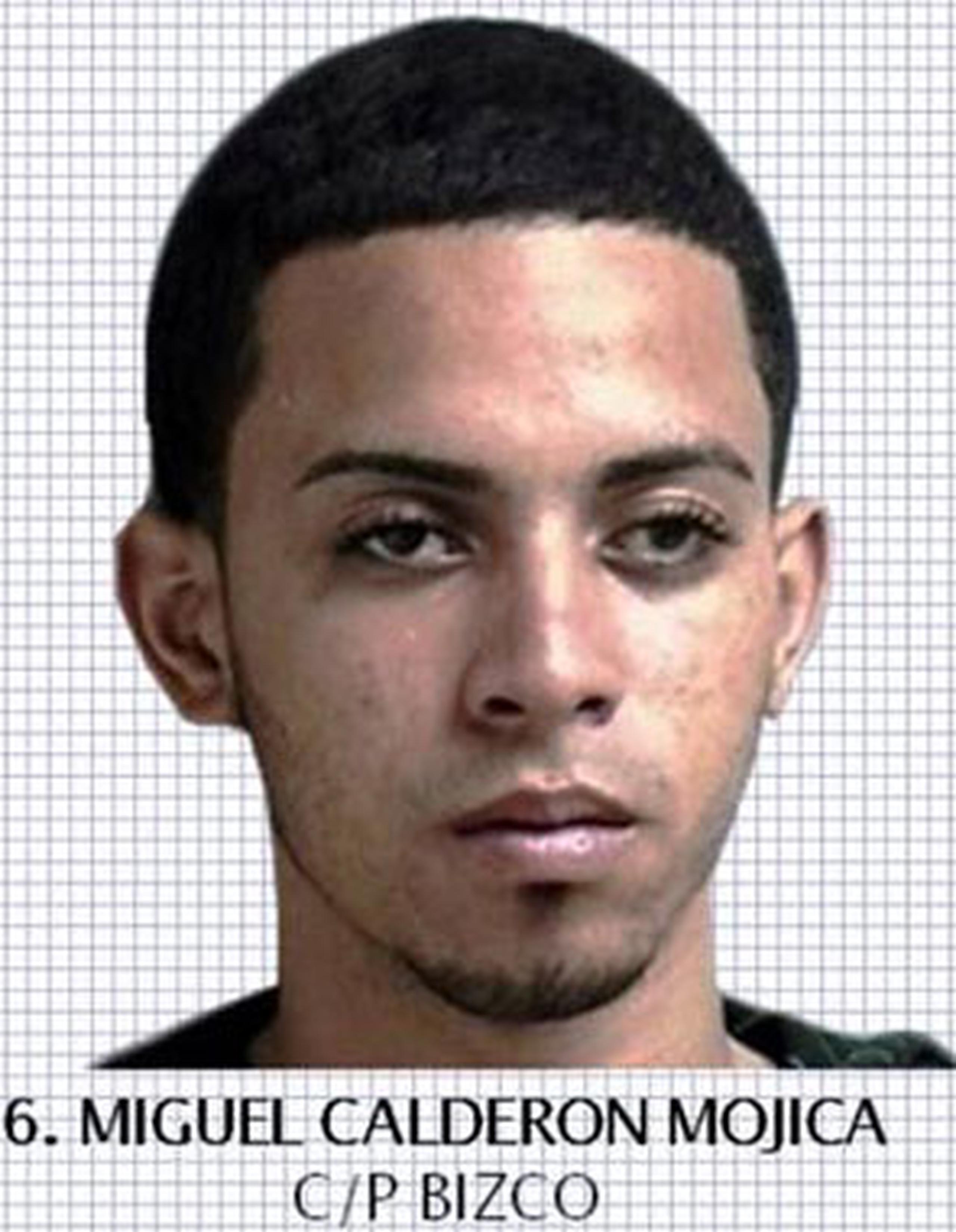 Miguel Calderón Mojica, conocido como Bizco y de 19 años, fue detenido en medio de una intervención vehicular en la salida 13, de la autopista 53, en Naguabo. (Suministrada)