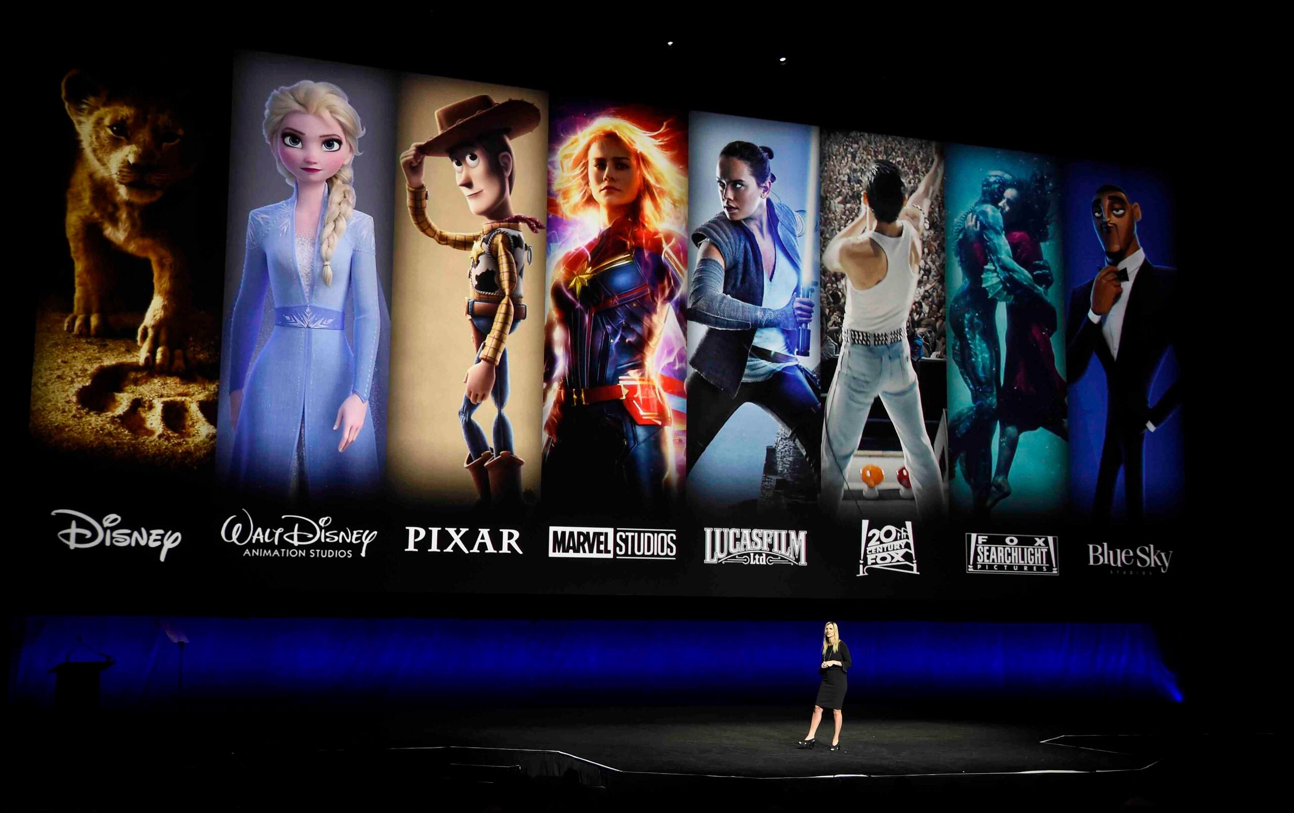 Imagen de archivo de una presentación de Walt Disney Studios, que este martes 12 de noviembre estrena su plataforma de streaming, Disney Plus. (Chris Pizzello/Invision/AP)