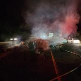 Ciudadano salva a conductora al incendiarse su auto en la PR-2