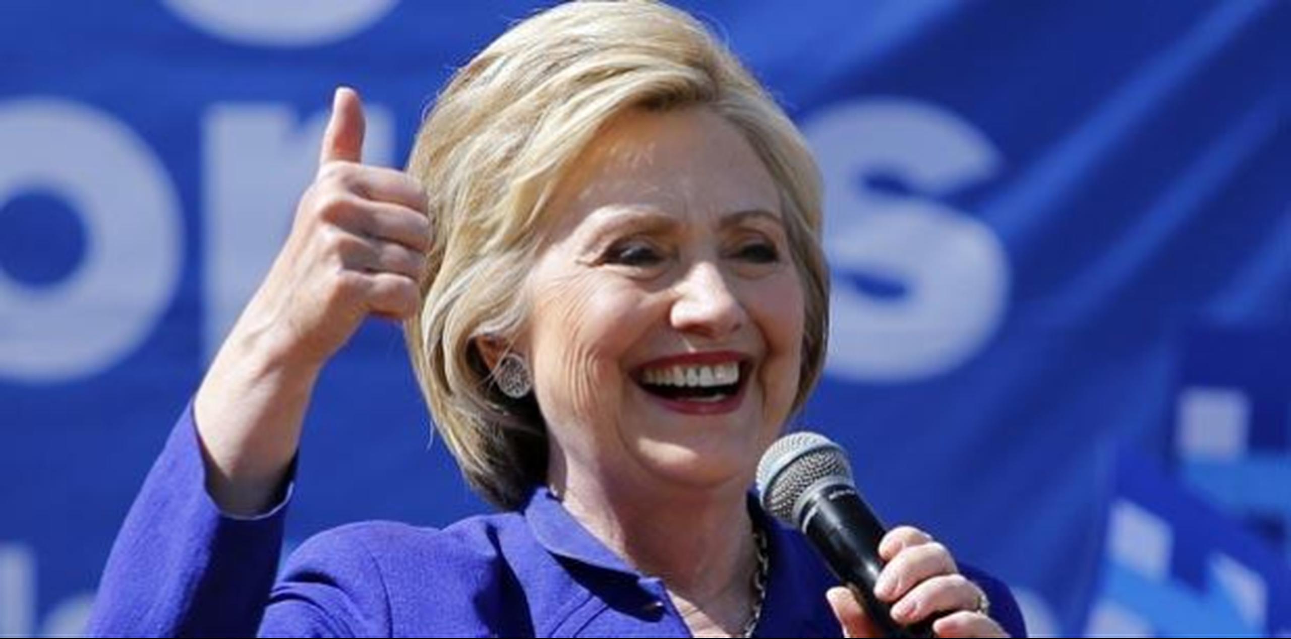 Se espera que Hillary Clinton declare su victoria en la contienda demócrata una vez se conozcan los resultados de los eventos primaristas de hoy. (EFE/Paul Buck)