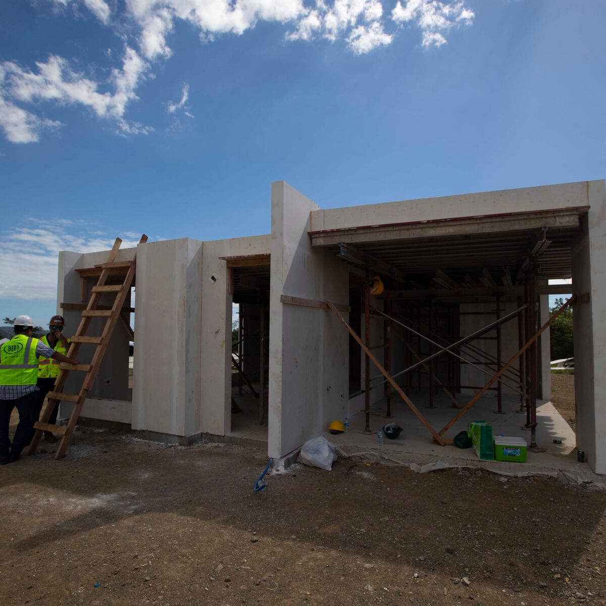 Yaucanos Estrenaran Casas Resistentes A Terremotos Y Huracanes Primera Hora