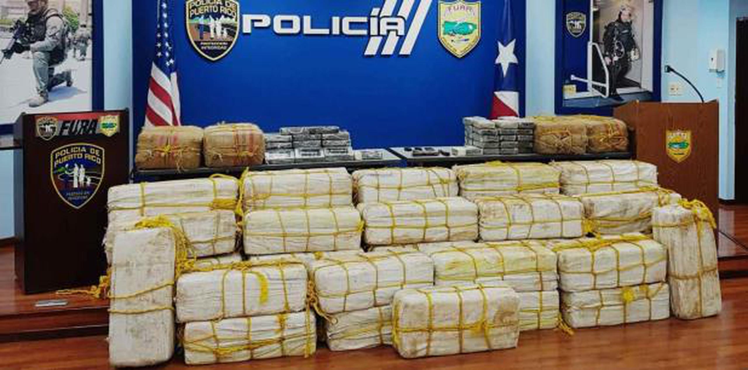 Los 1,410 bloques de cocaína están valorados en aproximadamente $27 millones. (Suministrada)
