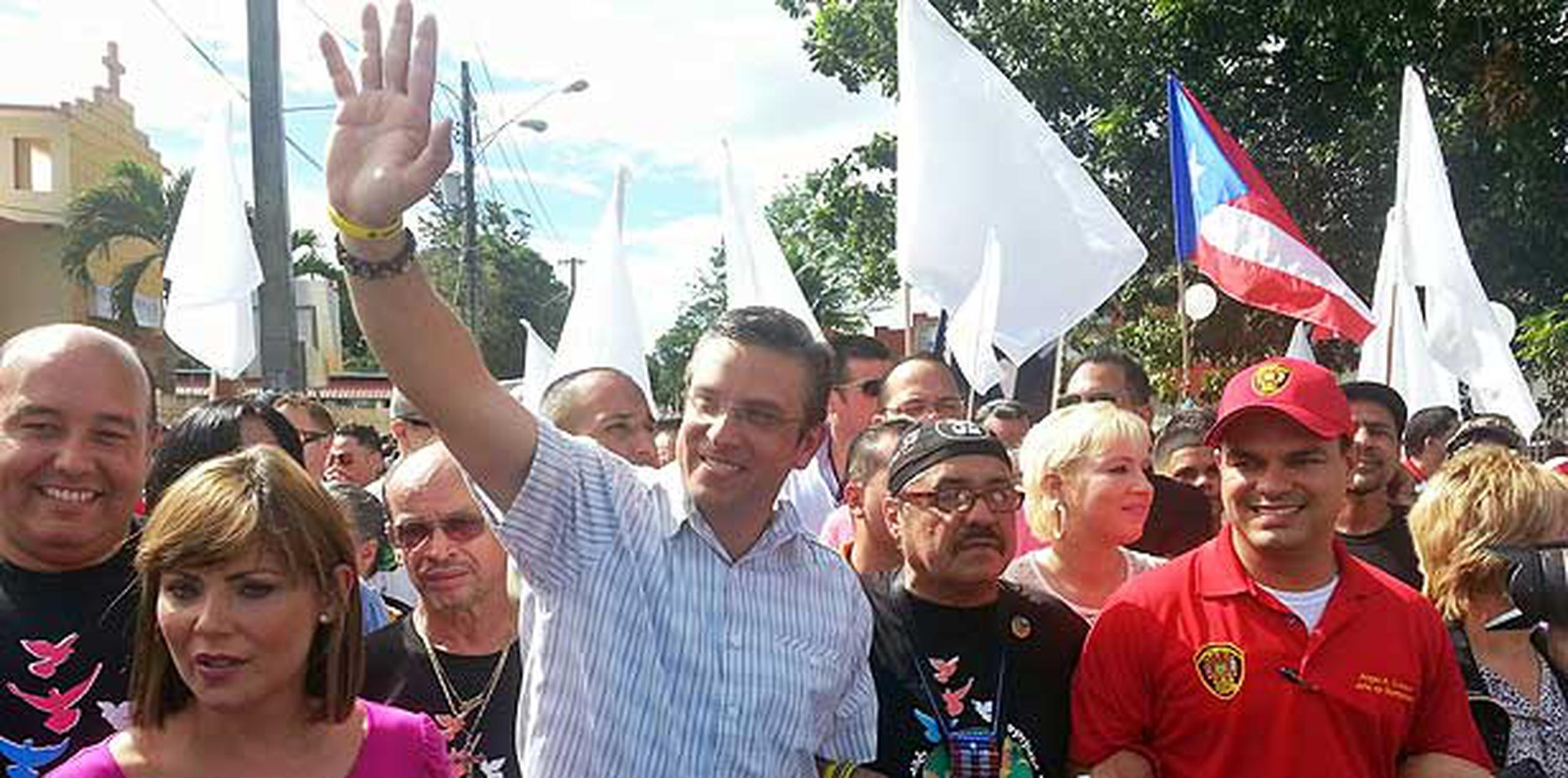 Alejandro García Padilla se mostró complacido con la actividad.  (GFR Media)