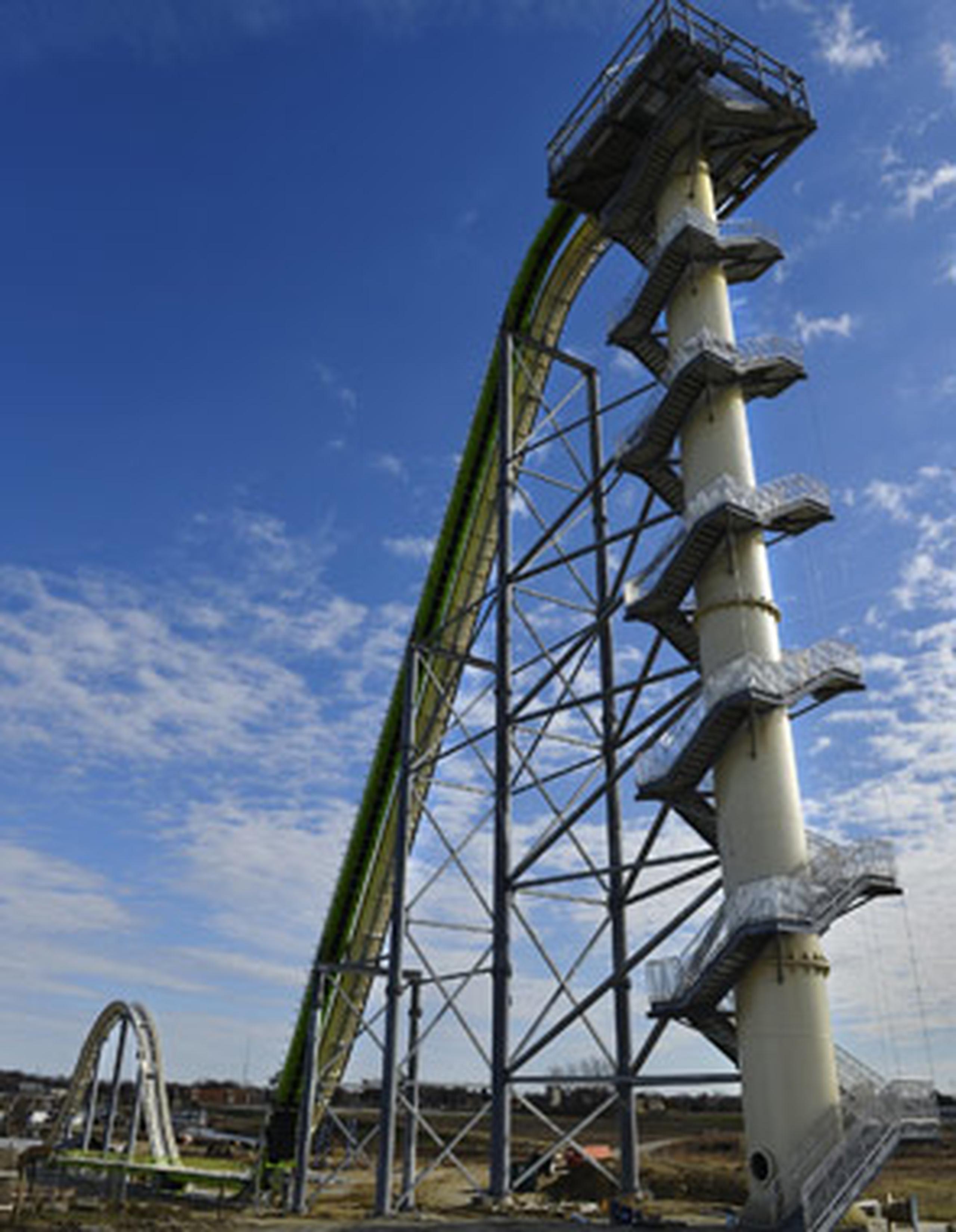 El libro Guinness de Marcas Mundiales había certificado que Verruckt era el tobogán de agua más alto del mundo. (Jill Toyoshiba/The Kansas City Star via AP, File)