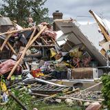 Cuatro heridos por tornado “peligroso” que arrasó suburbios de Chicago